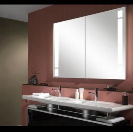 Bad Spiegelschrank